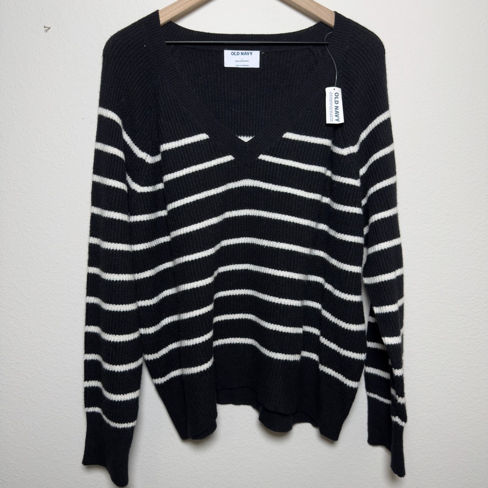 NEW‎ Old Navy Women Sweater Large Black Stripe V-Neck Preppy Long Sleeve Cozy